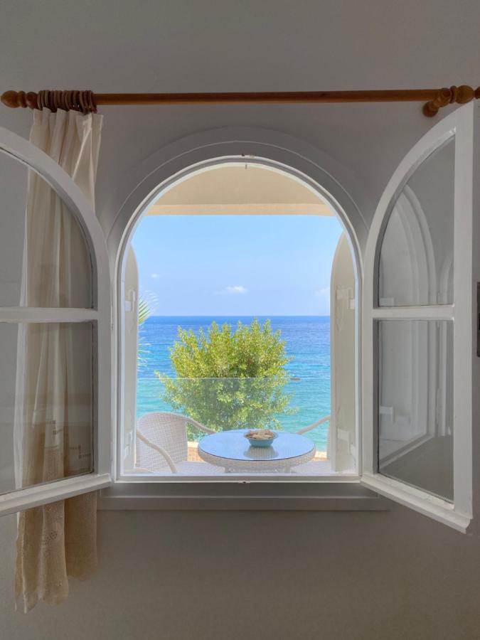 Appartement Beautiful House In Front Of The Sea à Gazi Extérieur photo